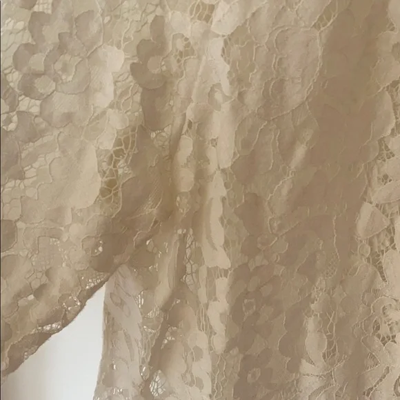 Lace top - Picture 6 of 7